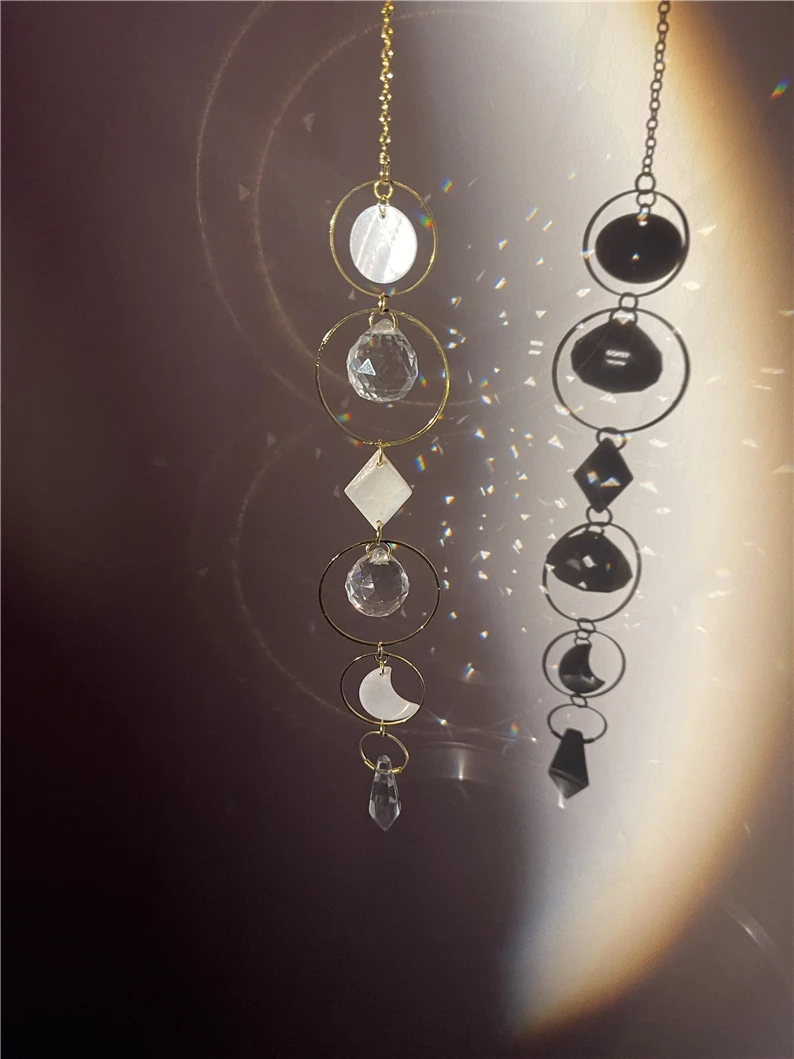 

Handmade Windows Hanging Decor Moon Shells and Crystal Ball with Hoops Suncatcher Home Party Decorations Sun Rainbow Maker