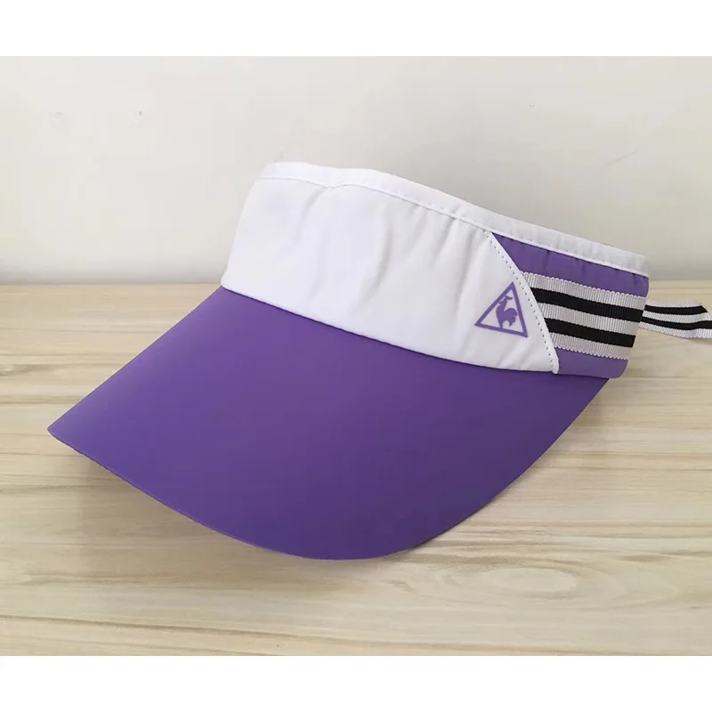 Empty top hat golf cap