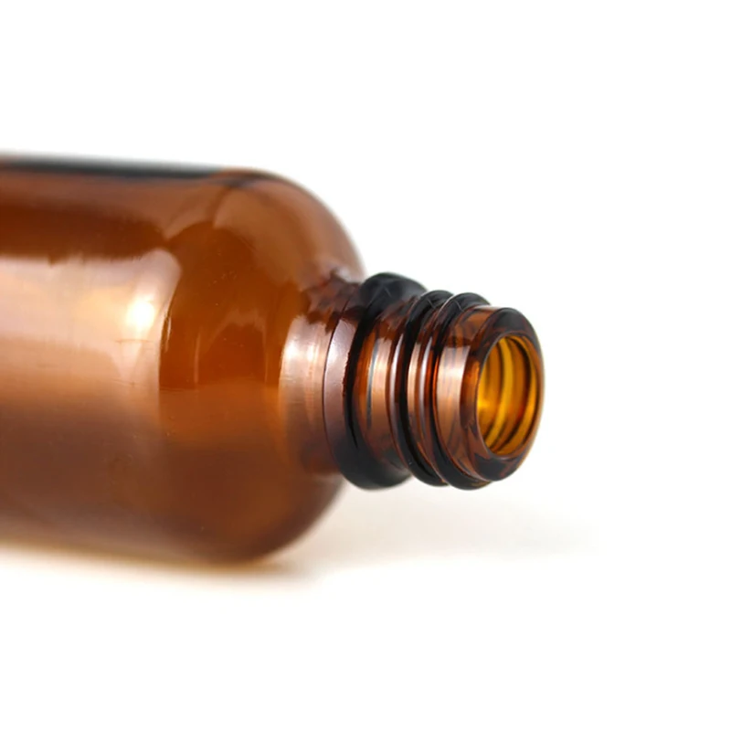 Флакон-распылитель янтарного стекла с черным распылителем многоразовый