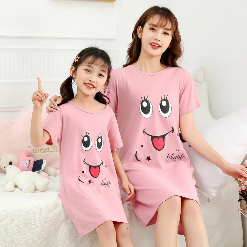 

New Summer Girls Nightgown Pajamas Kids and Mom Short Sleeved Nightdress Cute Cotton Child Baby Sleeping Dress Girl Sleepwear