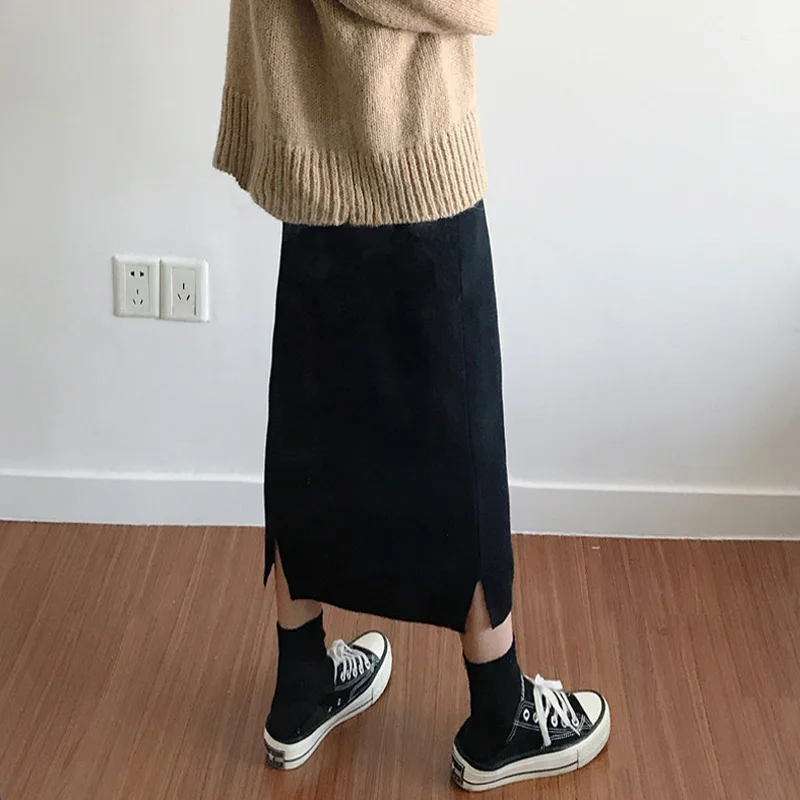

2020 New Women Knitted Long Skirts Fashion Casual Female Elastic Skirt High Waist Autumn skirts womens