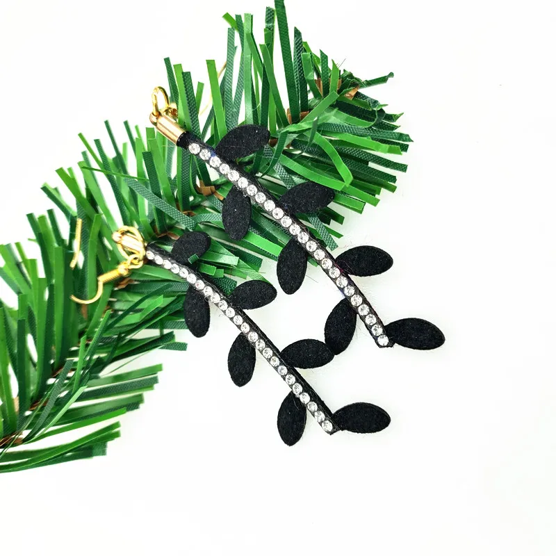 

Модные блестящие замшевые серьги-подвески, черные длинные серьги для женщин, золотистые крючки, висячие серьги с деревом жизни, ювелирные и...