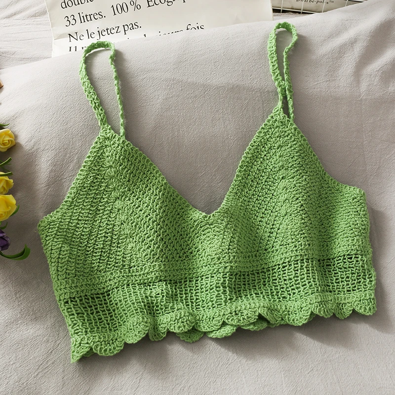 Кроп-топ женский летний на тонких бретелях с V-образным вырезом и открытой спиной