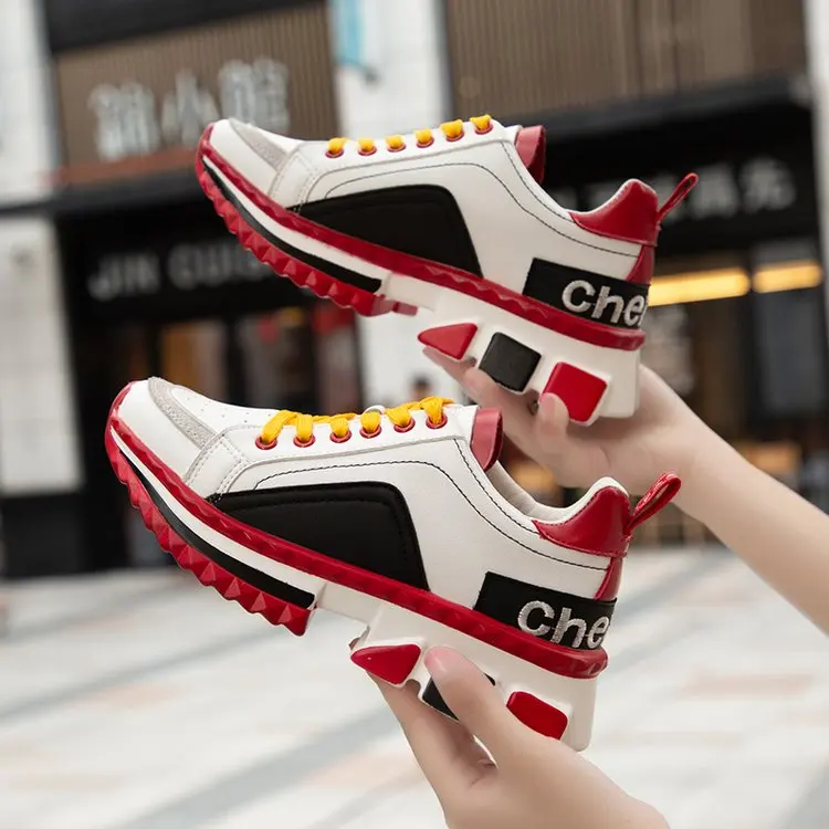 Кроссовки с перекрещивающимися ремешками женские Трендовые туфли для папы на