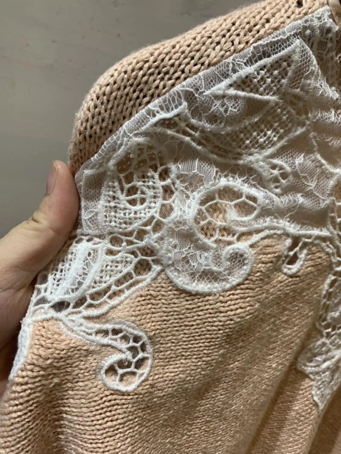 

Women Lace Pullover Sweater Long Batwing Sleeve O Neck Hollow Out Loose Casual Knitted Pull Top 2020 New Spring Autumn White