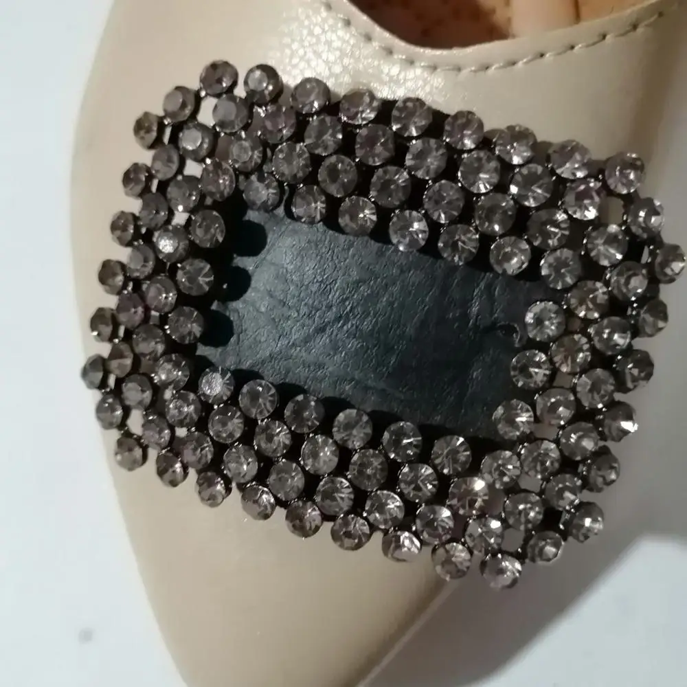 

1 Pcs Women Black Crystal Shoe Clip Decoration Shoe Rhinestone Charm Metal Shoe Square Clamp Bridal Shoes Rhinestone Accessories