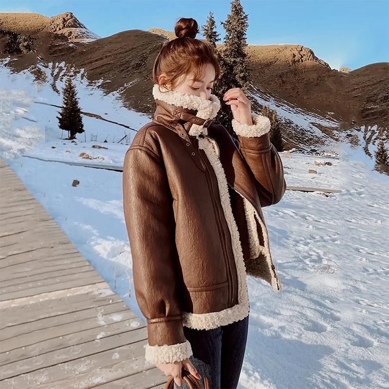 Женская кожаная куртка с искусственным мехом шерстяное пальто зимнее из