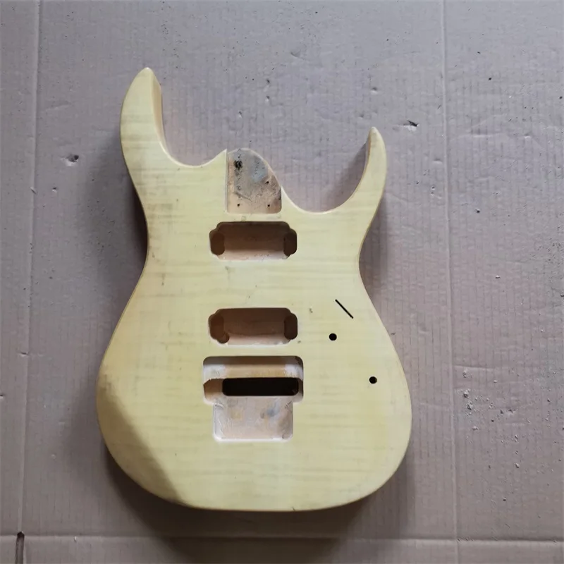 

JNTM Electric Guitar Semi-finished Body Unfinished DIY Guitar Part Guitar Body (593)