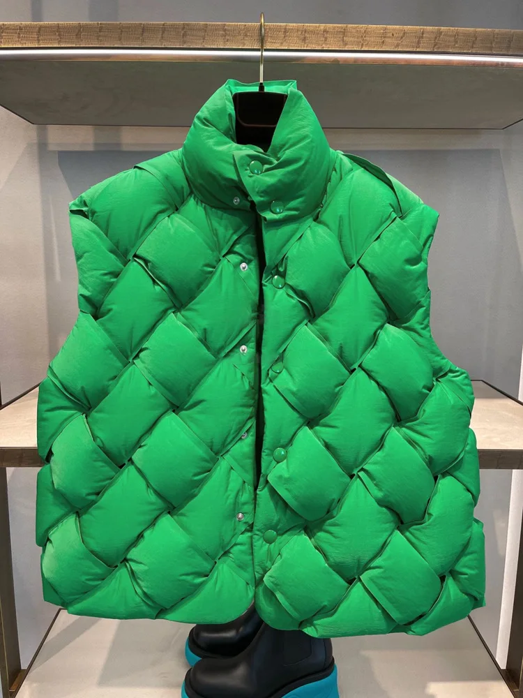 

Niche 2021 autumn and winter new platework sleeveless coat fashion stand collar pure color vest loose lovers down jacket