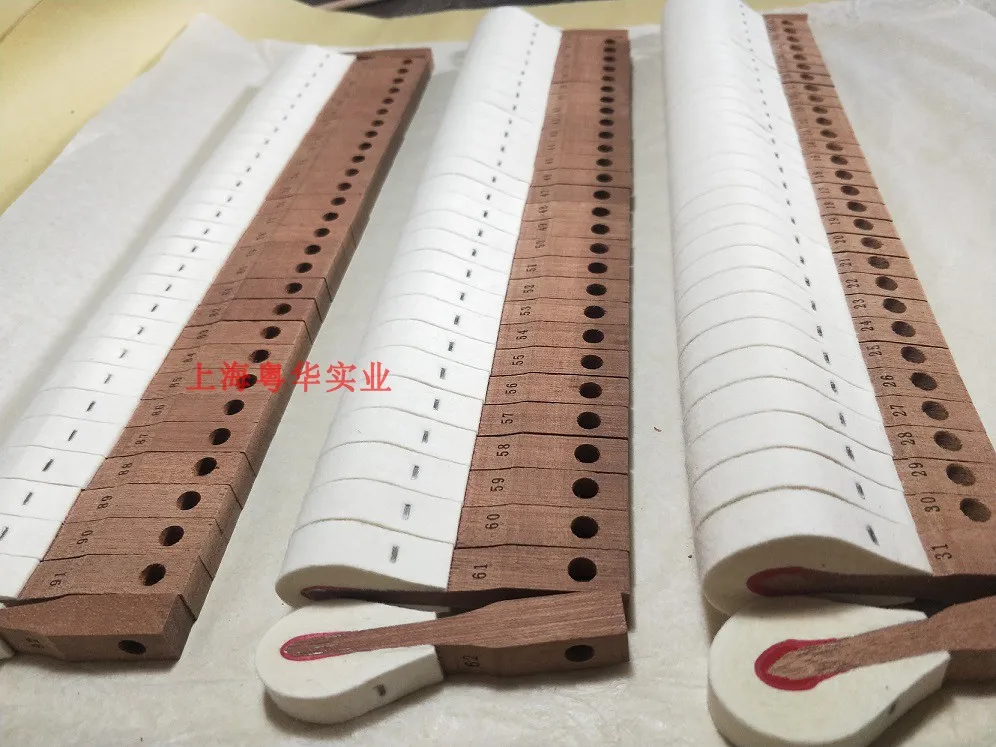 1 Набор вертикальный фетровый молоток из красного дерева импортный = 91 |