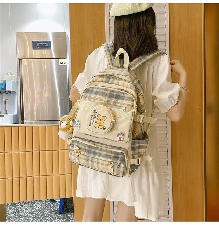 

Korean version of ulzzang classic feeling cute soft cute bear girl student backpack versatile leisure schoolbag
