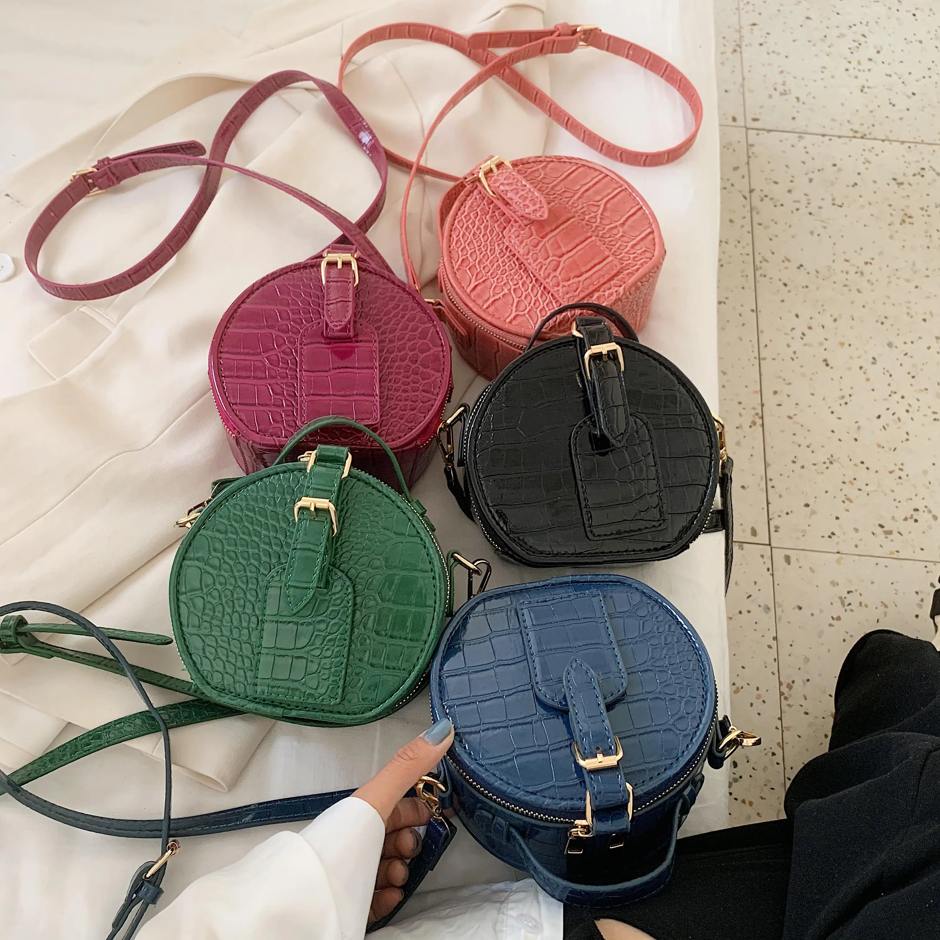 

Женские круглые сумки через плечо из искусственной кожи с крокодиловым узором, 2020