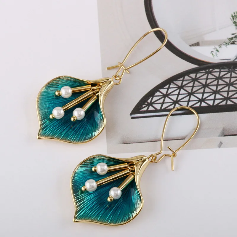 

Buyee Pearl Jewelry Earrings High Quality Green Green Enamel Apricot Leaf Wedding Dangle Earring for Women Golden Jewelry Gift