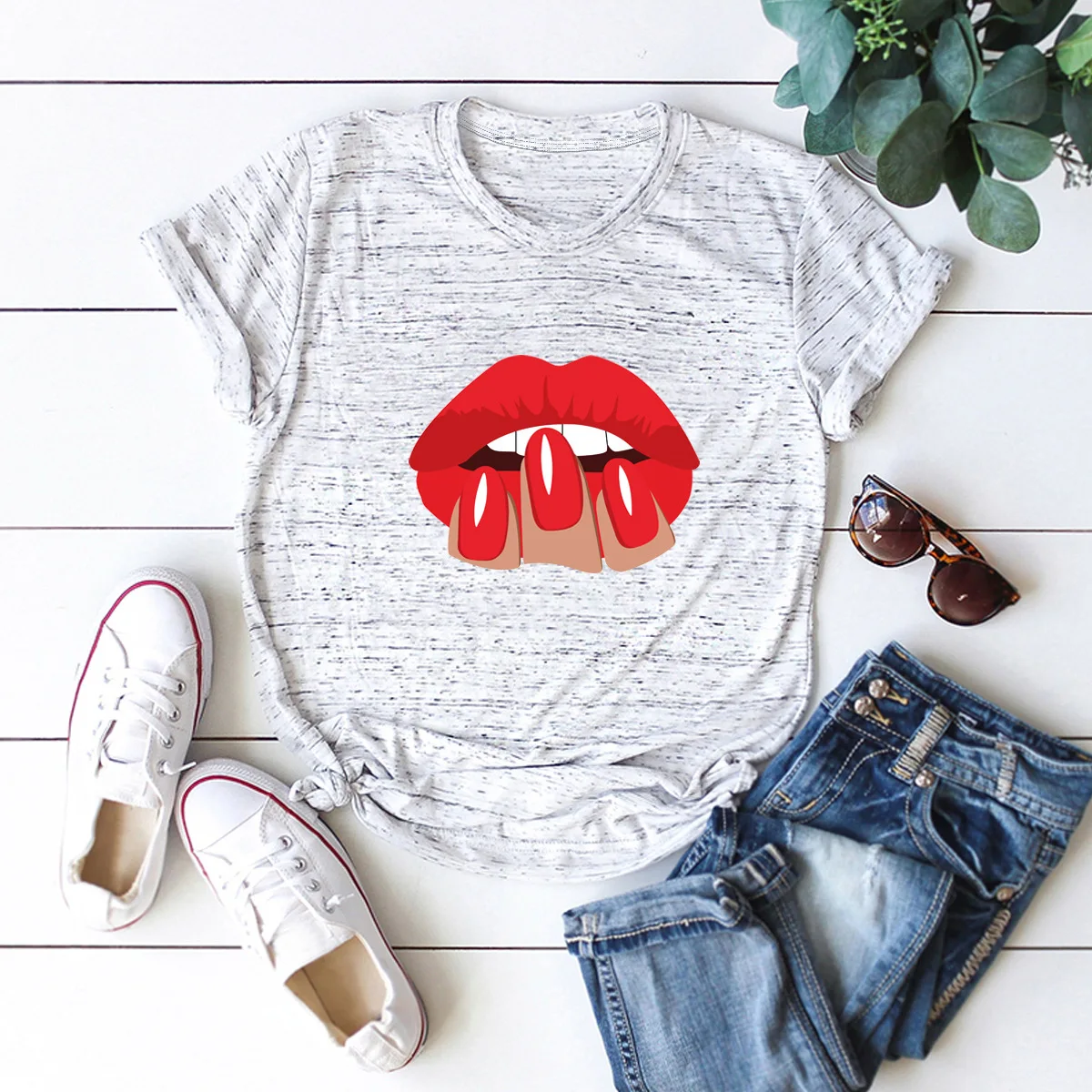 

Female T-shirt Sexy Lips Print Woman Tshirt Short Sleeve Tee Top Casual European Style Tee T-shirts