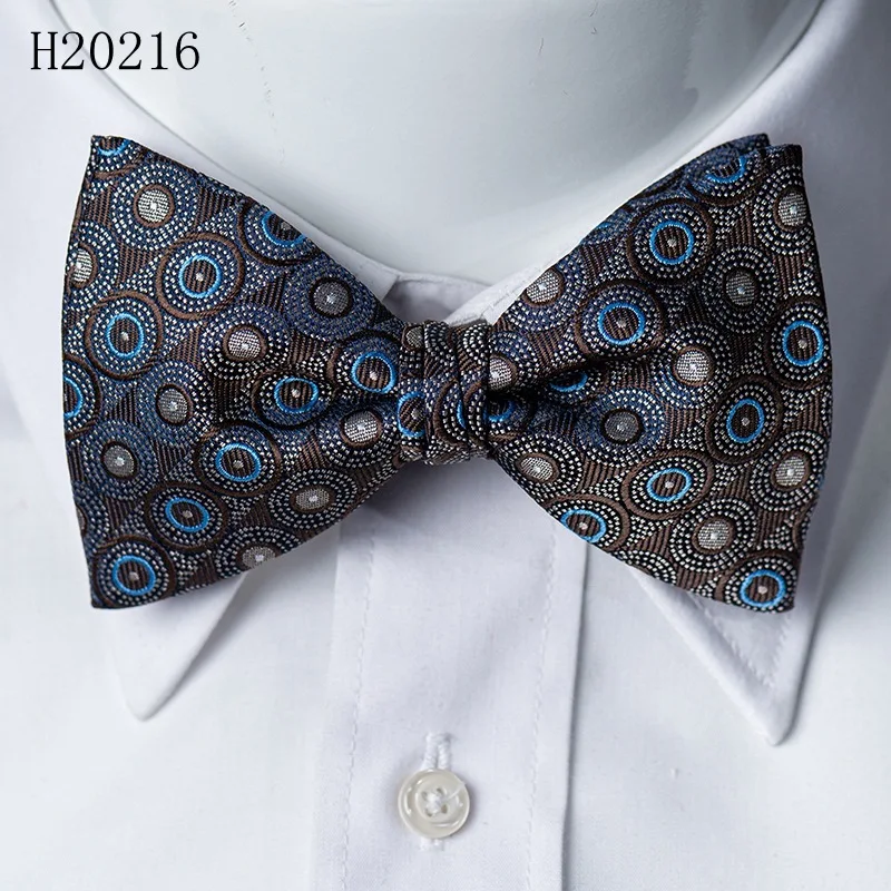 

Printed men's bow tie manufacturer direct supply business bow tie spot wholesale cashew flower men's bow tie