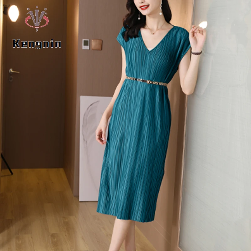 

Pleated Dresses 2023 Summer Dress Woman French Style High End Ladies Vestidos Sleeveless V-Neck Elegant Female Robe Dress KE1492