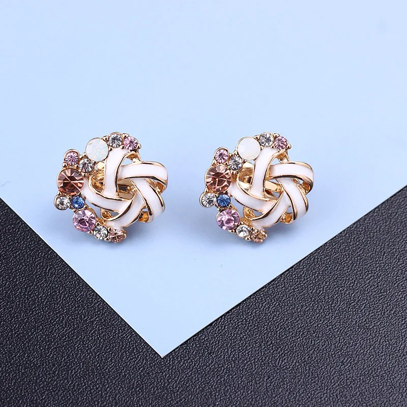 Серьги клипсы женские для ушей без пирсинга кольца с кристаллами шпиндель Клипсы