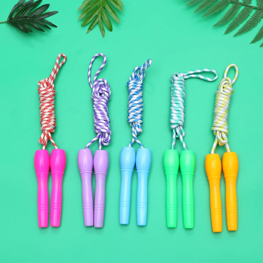 

12pcs Handles Jump Rope Outdoor Skipping Rope Sports Equipment for Kids Children (Random Color)
