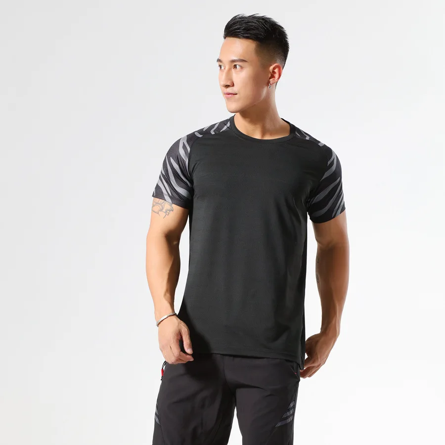 Стрейчевые топы для тренировок в стиле пэчворк Спортивная футболка фитнеса