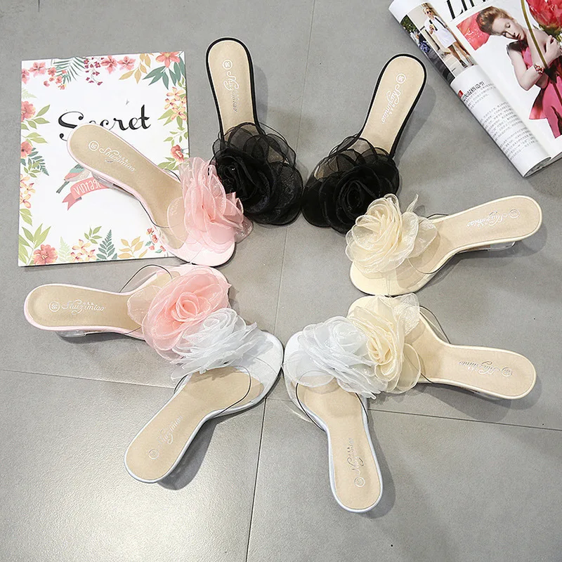 Сандалии женские прозрачные на высоком каблуке пикантные шлепанцы с цветами