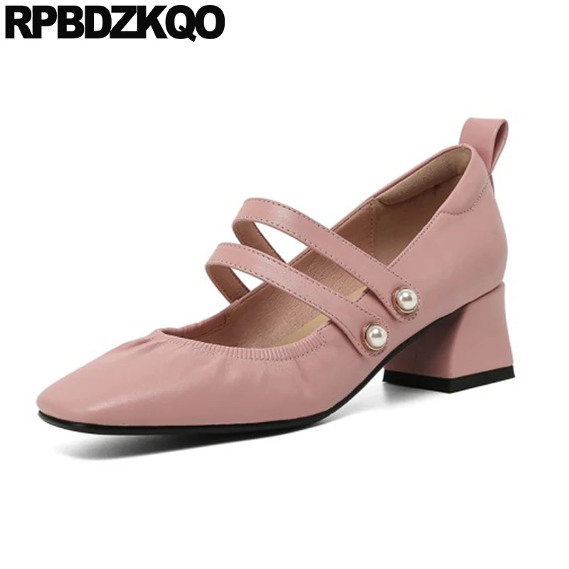 

Квадратный носок бежевого цвета в стиле «Мэри Джейн» женская обувь на высоком каблуке с жемчугом, со стразами Туфли-лодочки плотное милое Средний ремень Розовый ремни модельные туфли из натуральной кожи, с тиснением под 2021