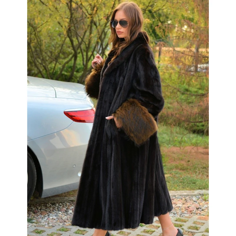 

Luxury Women Real Mink Fur Coat 120cm Long Natural Full Pelt Genuine Mink Fur Coats with Raccoon Dog Fur Sleeve Cuffs Overcoats