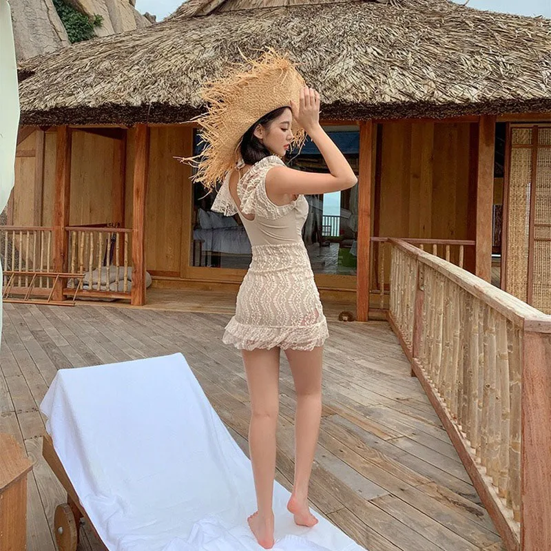 

Sportswear & Accessories