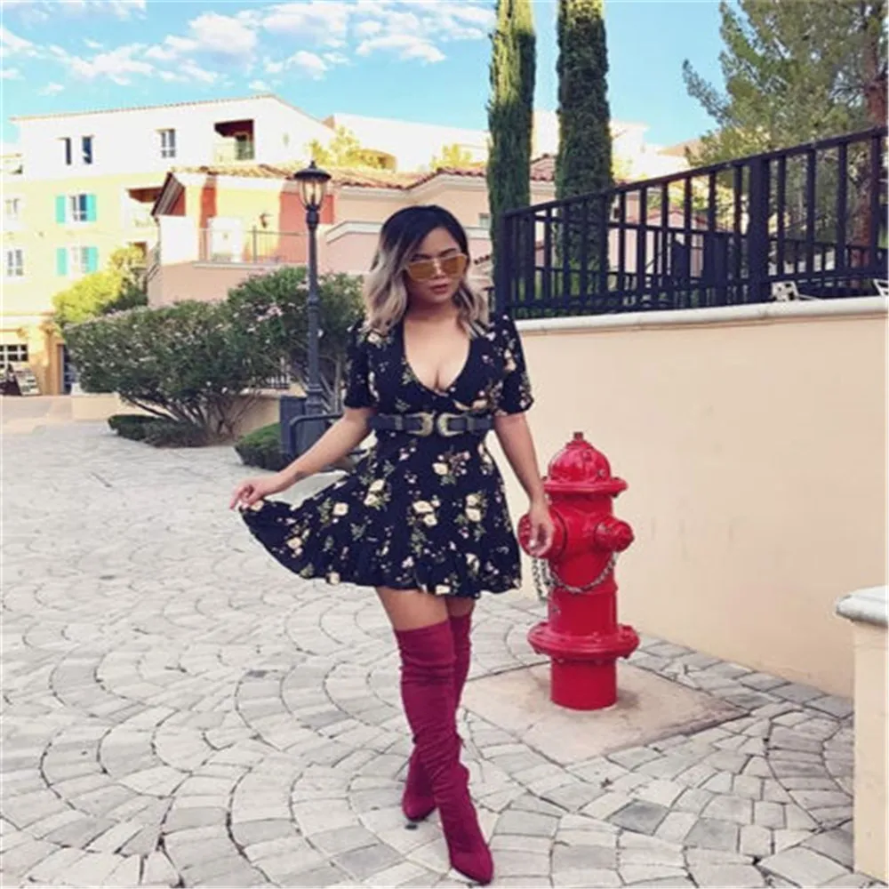 

Летняя женская обувь в богемном стиле с V-образным вырезом и короткими рукавами, мини-юбки с цветочным рисунком без рукавов черный элегантны...