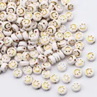 Плоские круглые белые и золотые акриловые бусины со смайликом, 7 мм, бусины с отверстием для изготовления ювелирных изделий сделай сам, аксессуары для браслетов ручной работы