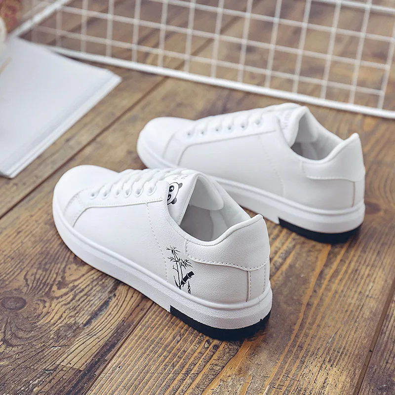 

Women Casual Shoes 2019 New Female Sneakers Fashion Breathable PU Leather Platform White Woman Shoes Soft Footwears 930