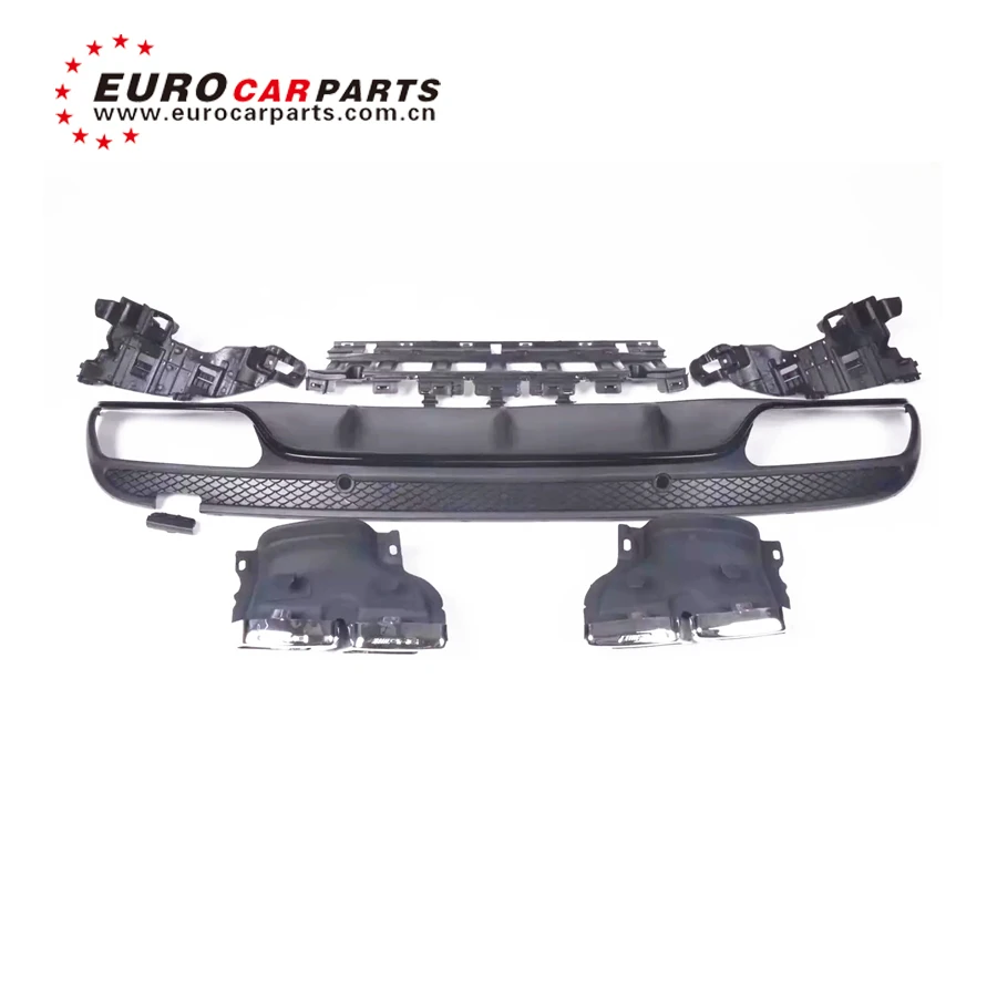 

Наконечники рассеивателя и глушителя для заднего бампера типа w205, C180, C200, C260L, до C63