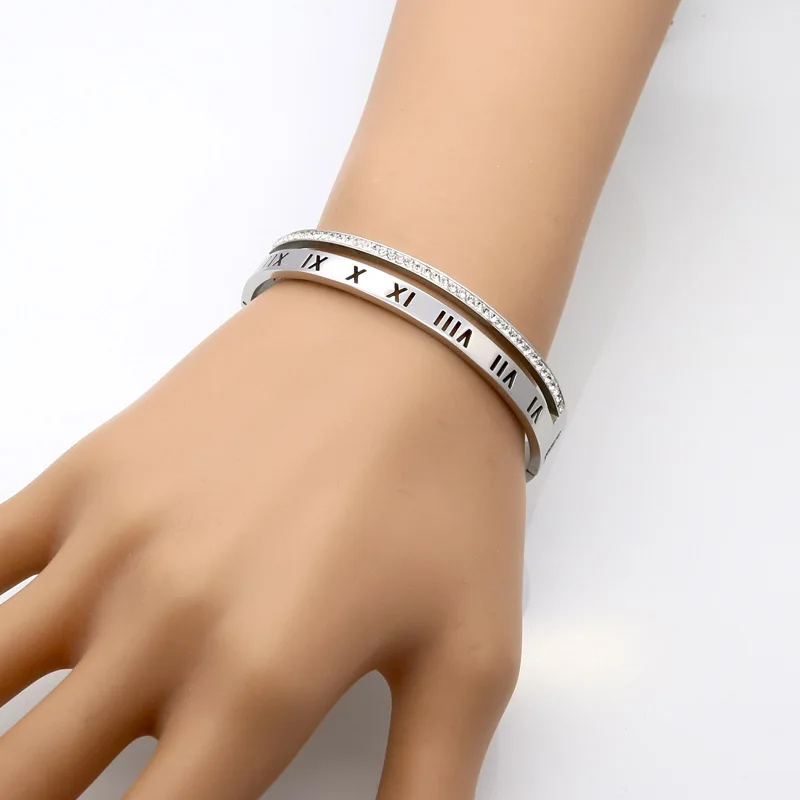 

Luxury Crystal Roman Numerals Cuff Bracelets & Bangles Women Brand Design Gold Color Rhinestones Arm Pulseira Feminina