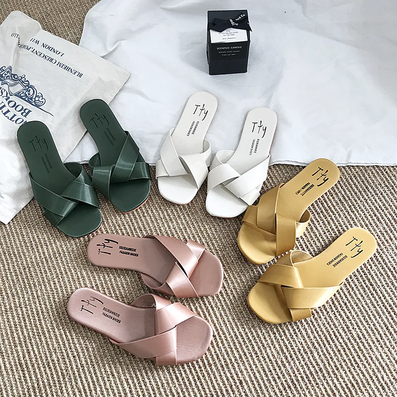 

2021 summer beach sandals ladies Flat bottom women shoes