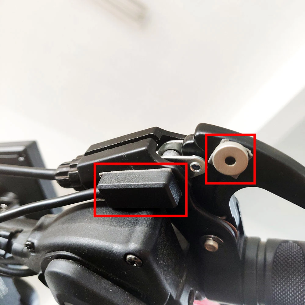 

Electric Bicycle Cut Off Power Brake Sensor Ebike Brake Hydraulic Brake 2 Pin 3 Pin Waterproof SM Connector Plug Conversion Kit