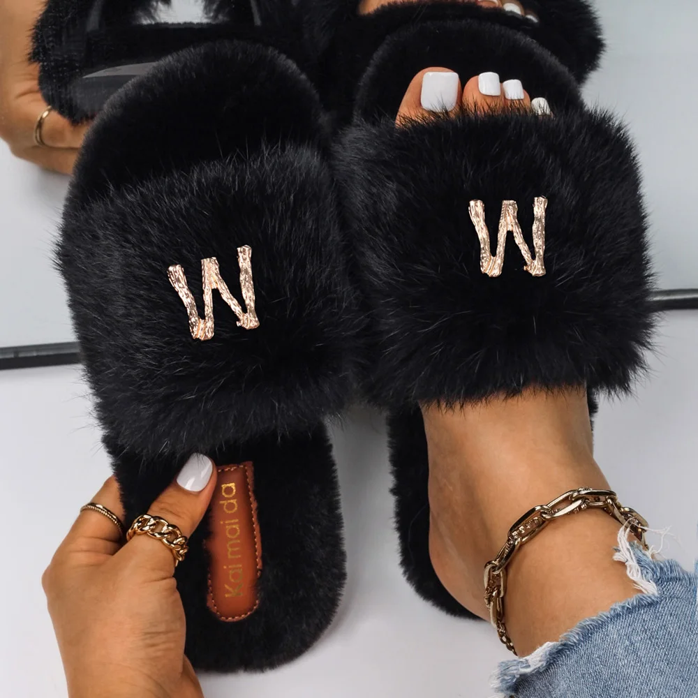 Letter M Designer Furry Faux Fur Slippers for Women Stainless Steel Custom Fur Slides Winter Warm Flip Flops Sandals Luxury Shoe