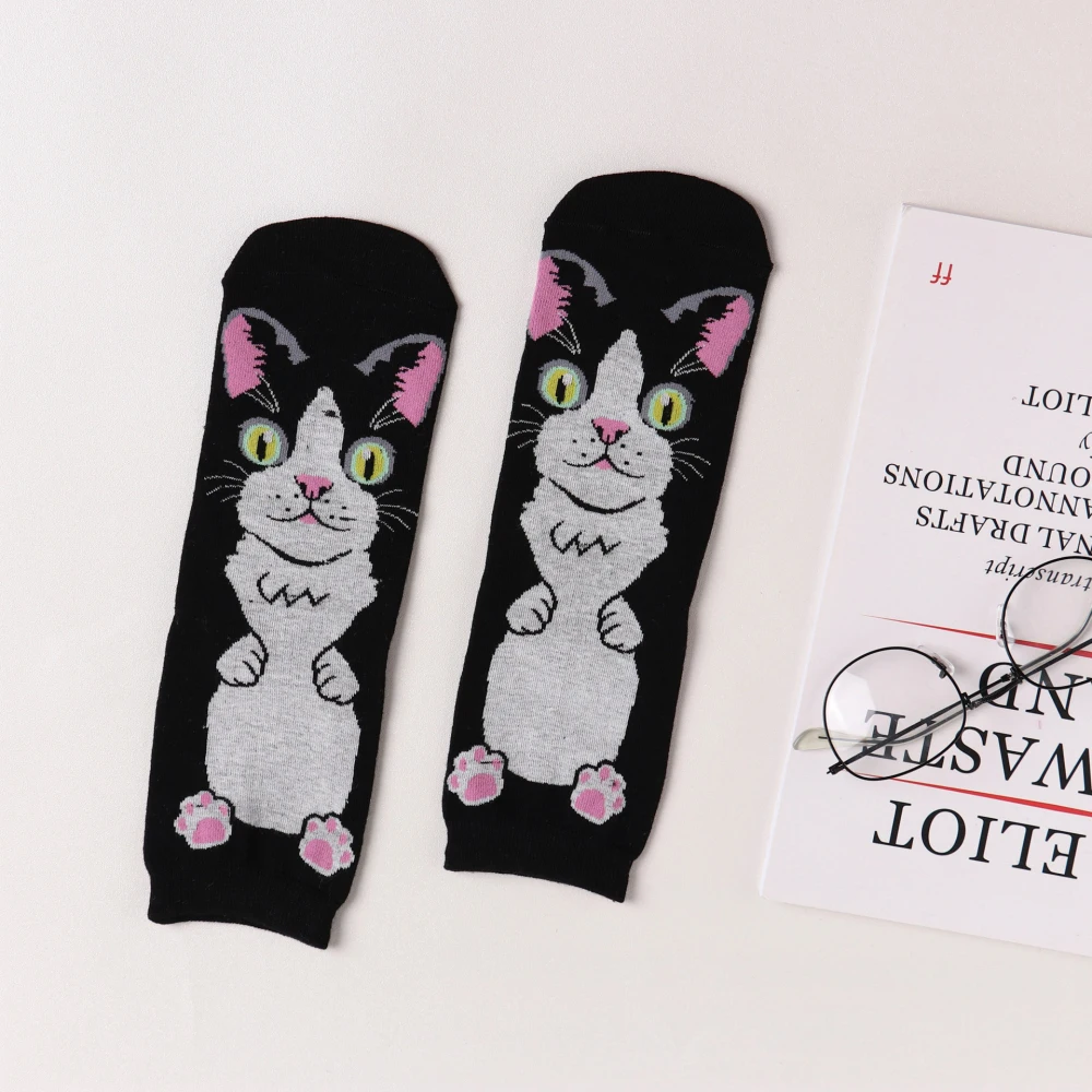 

3 Pairs/Lot Cute Women Socks Girls Kawaii Cat Pattern Streetwear Funny Socks Ladies Comfortable Soft Cotton Mid Stockings Mujer