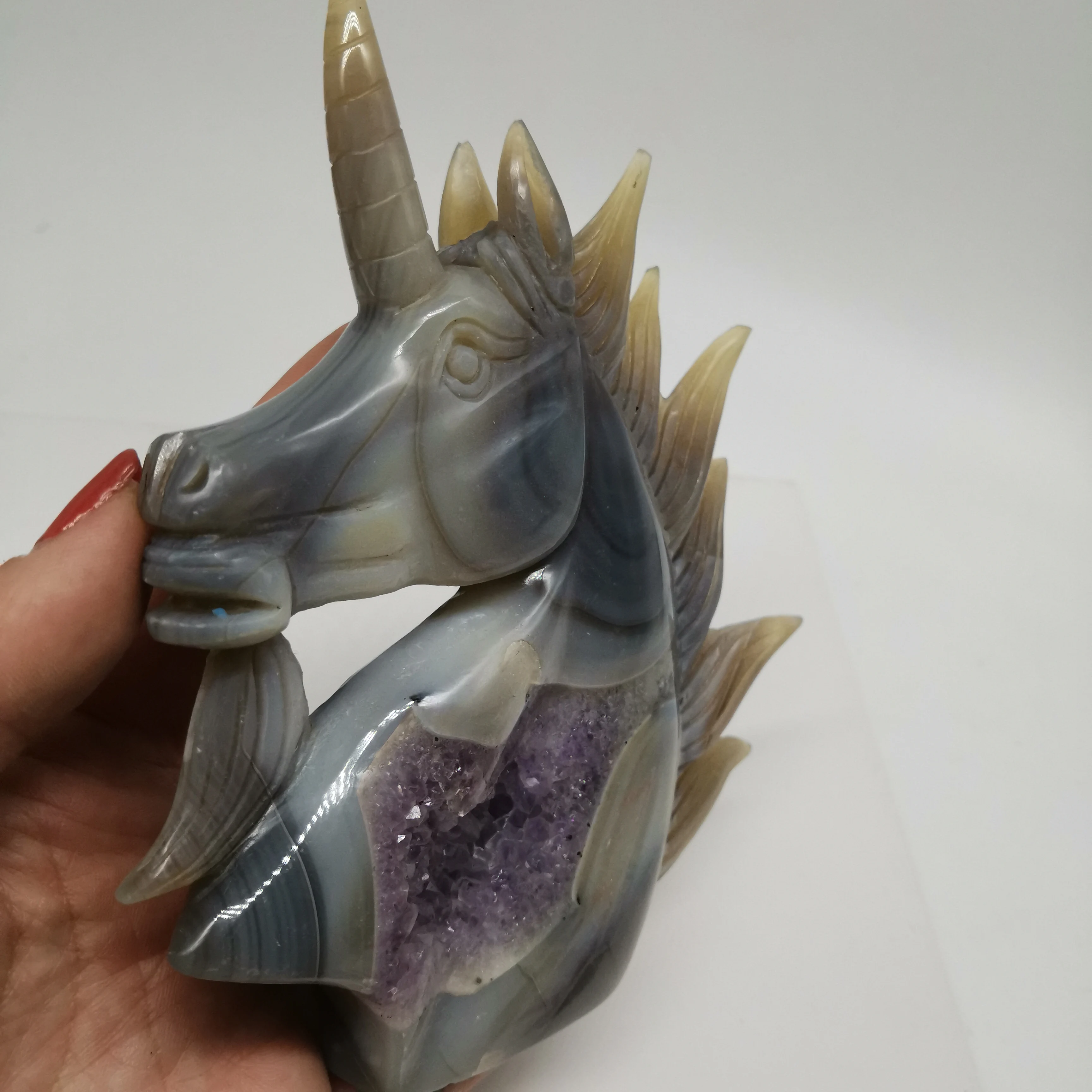 356 г высокое качество и изысканный резной натуральный агат геоде Единорог