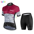 Женский костюм из футболки с коротким рукавом и розовых гелевых вставок