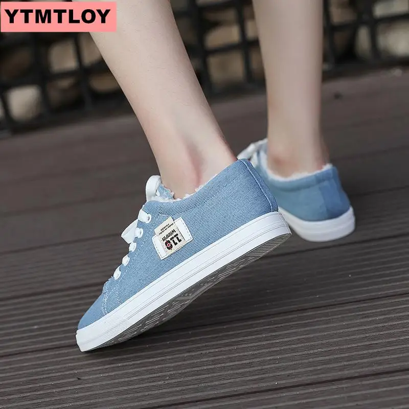 Популярные женские кроссовки Модная дышащая Вулканизированная обувь