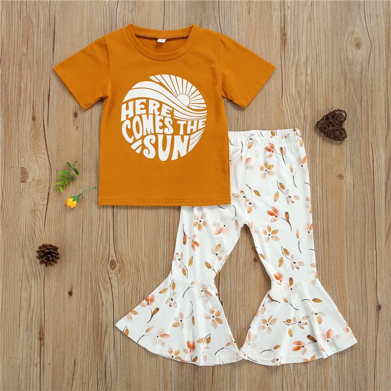 

Girl’s T-shirt and Trousers Suit Fashion Short-sleeved Tops and Flower Trumpet Long Pants Girls Summer Fashion Set