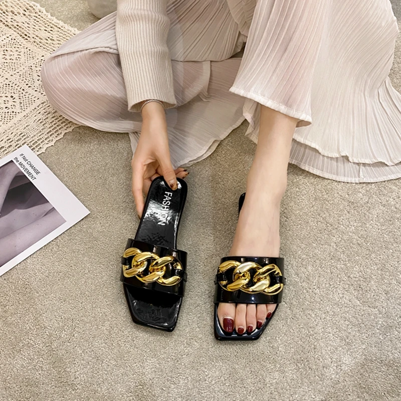 

Women Fashin Metal Decoration Chain Green Shoes Summer Slippers Female Non Slip Comfortable Sweet Elegant Soft Flats