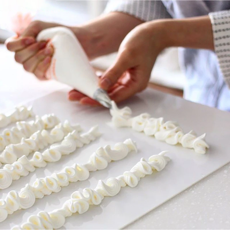 

3pcs/set Leaves Icing Piping Nozzle Sunflower Pastry Nozzles For Cakes Decorating Tools Cream Decoators Pastry Fondant Tools