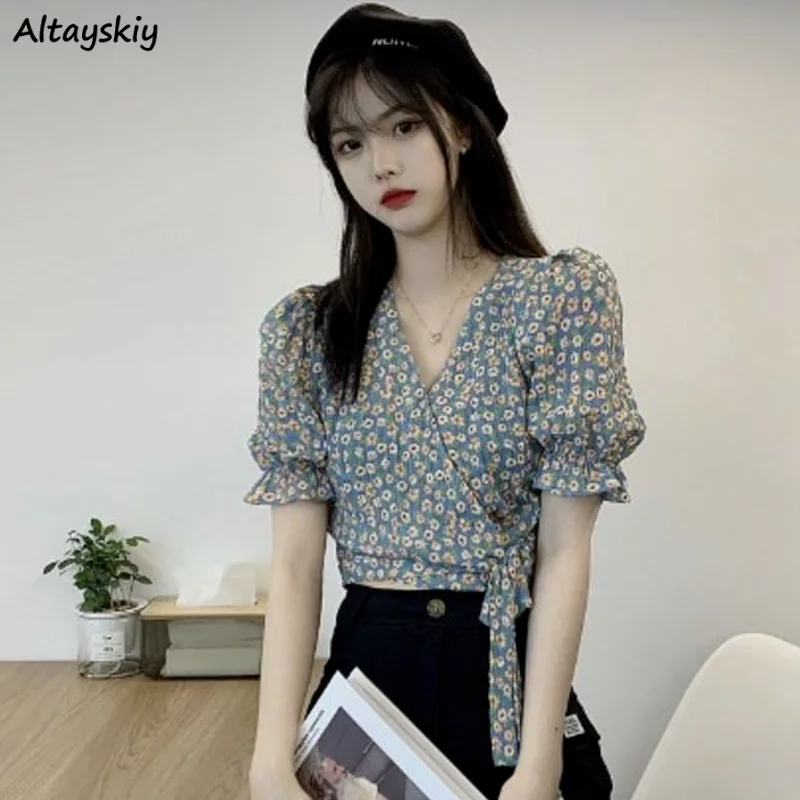 

Cropped Blouses Women V-Neck Short Flare Sleeve Fashionable Stylish Chic Print Sweet Korean Version Female Tops Chiffon Leisure