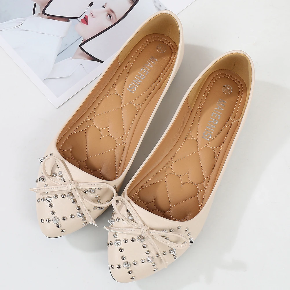 

New Design Comfortable Soft Sexy Rivets Flats Women's Shoes Spring Casual Female Large Size 36-46 Lady Flat Heel Shoes