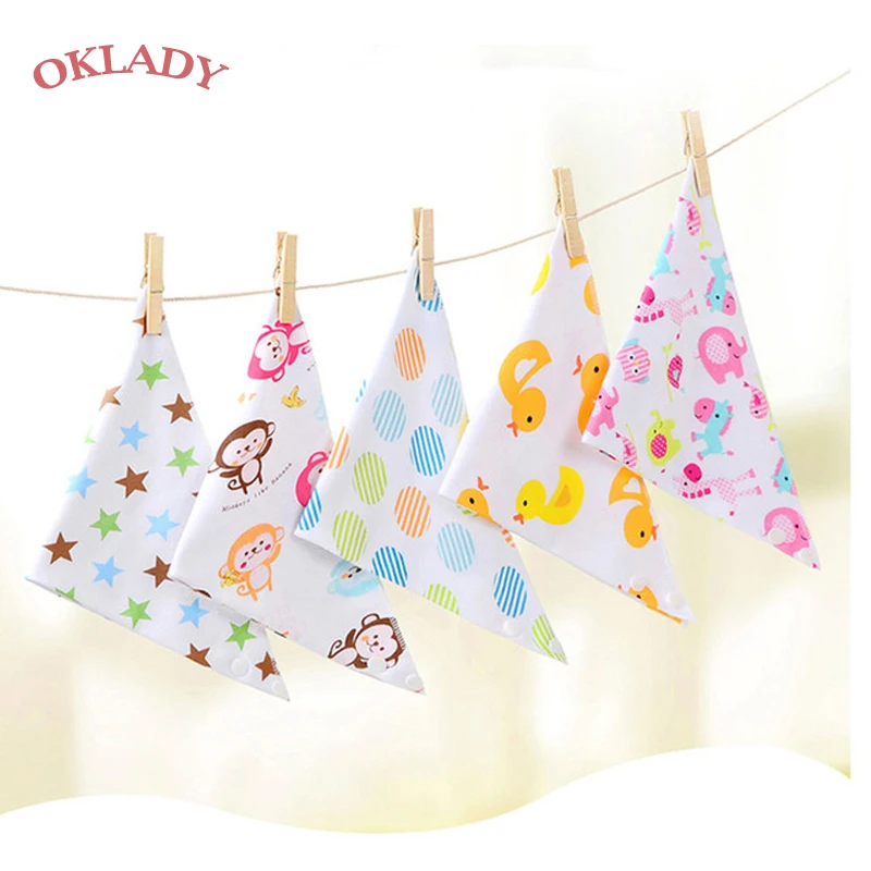 Нагрудники Oklady треугольные двойные хлопковые нагрудники с мультяшным принтом