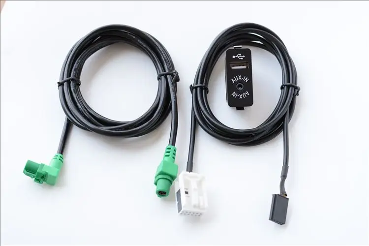 

USB Aux Switch + Wire Cable Adapter For BMW E60 E61 E63 E64 E87 E90 E70 F25 F01 F02 F03 F04 F12 F13