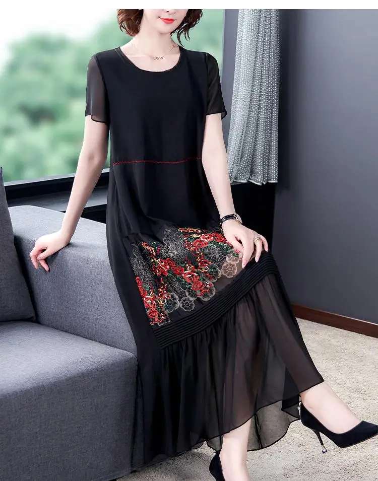 

big size women dress embroidery long summer dress 2020 A-line vintage Black mesh dress elegant evening party plus size dress 3xl