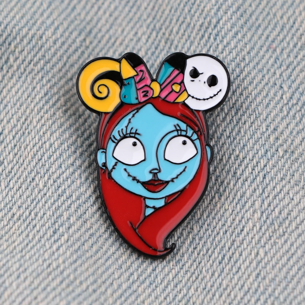 

YQ413 The Nightmare Before Christmas Pin Women Brooch Cartoon Icons Ghost Badge for Bags Jeans Hoodies Lapel Pin Accessory Gift