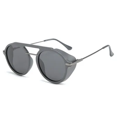 

European and American fashion polarizer sunglasses men's round box punk sunglasses fishing riding glasses