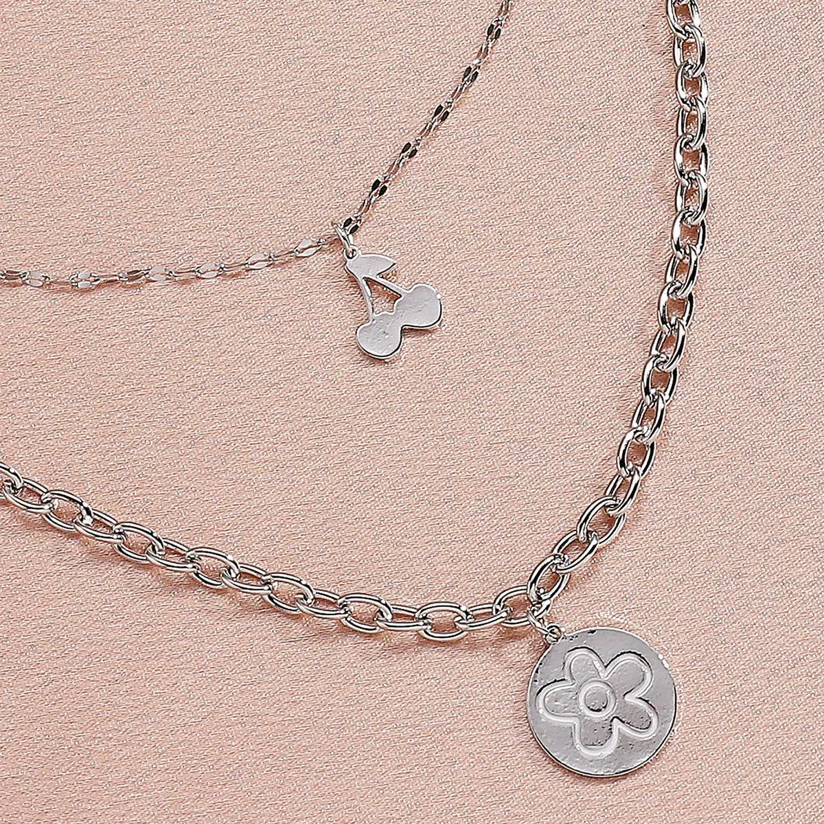 

Новинка, милое металлическое колье в стиле панк, в готическом стиле, серебряного цвета, для женщин и девушек, Ювелирное Украшение для вечери...